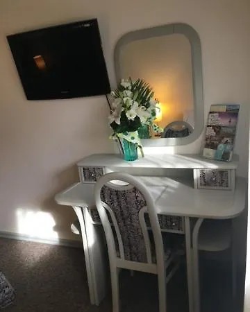 招待所 Balaton Vendeghaz *