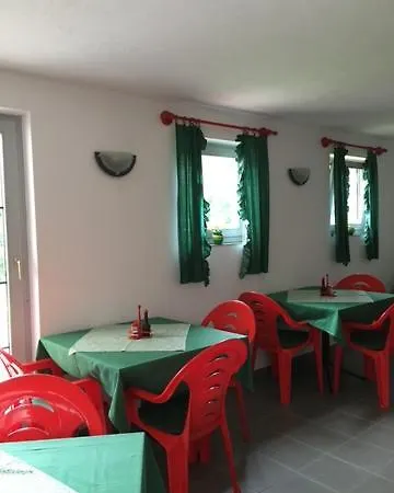 招待所 Balaton Vendeghaz *