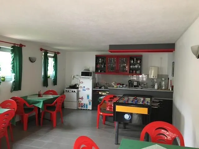 Balaton Vendeghaz בית הארחה קסזטלי