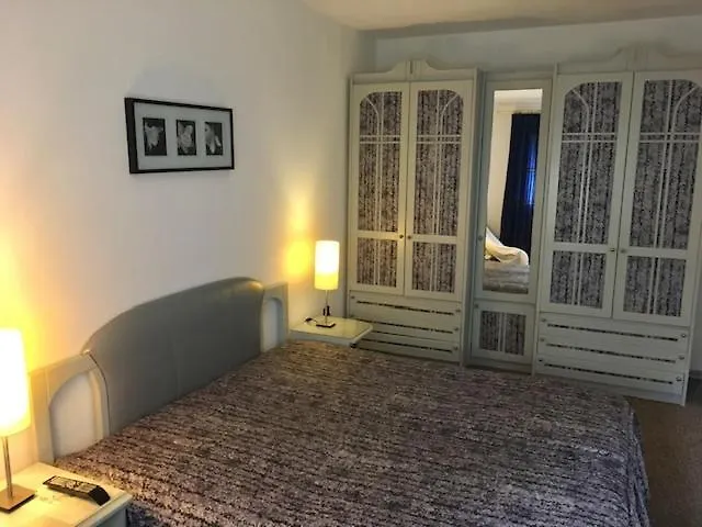 Balaton Vendeghaz קסזטלי